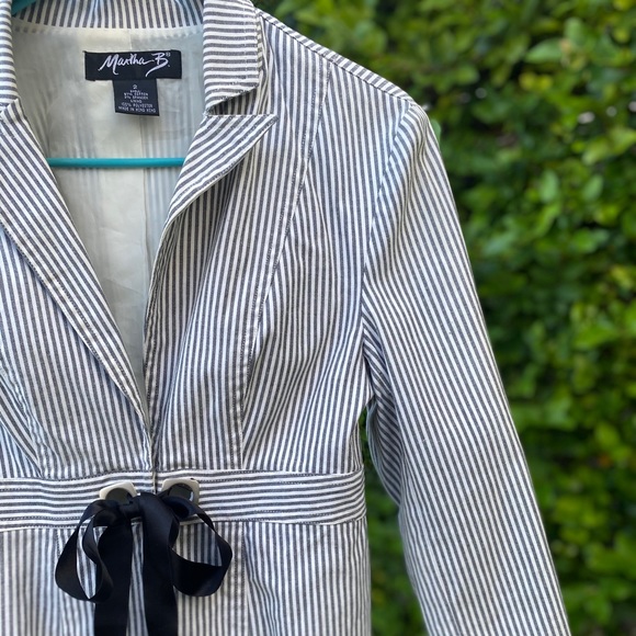 Beautiful & delicate🎉 Striped Blazer Martha B🥰❤️ - Picture 1 of 9